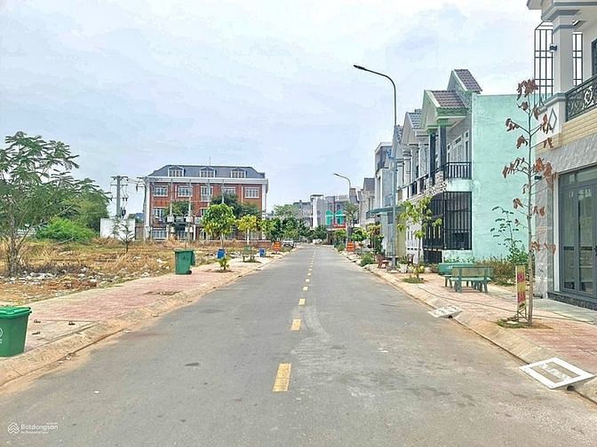 Hình ảnh Bán đất biệt thự khu dân cư Vĩnh Lộc Võ Văn Vân 80m2