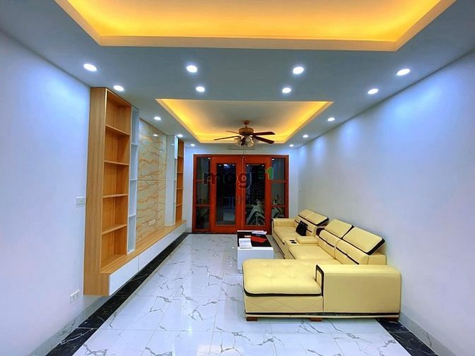 Hình ảnh Bán nhà Võng Thị - Phường Bưởi - Diện Tích 50m2 xây 4 tầng - Mt 4m.