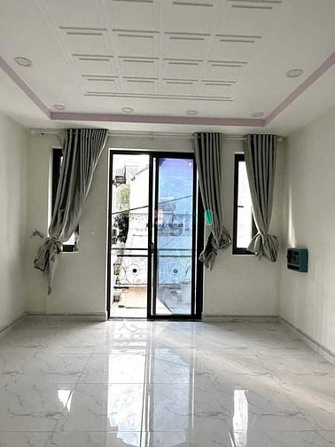 Hình ảnh Sát Q1 - Trung Tâm Bình Thạnh 3 Tầng BTCT - CHỈ 2 Tỷ.