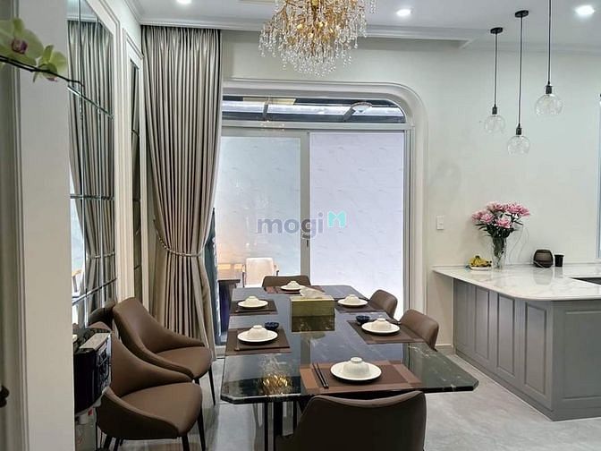 Hình ảnh Cho thuê biệt thự giá rẻ Phú Mỹ Hưng, Quận 7, TP. HCM.