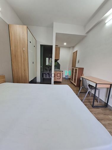 Hình ảnh Cho thuê studio full nt, bancon gần RMIT, Lotte