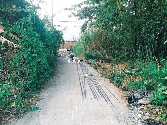 Hình ảnh Cần bán đất nền hẻm 553 đường 30 tháng 4