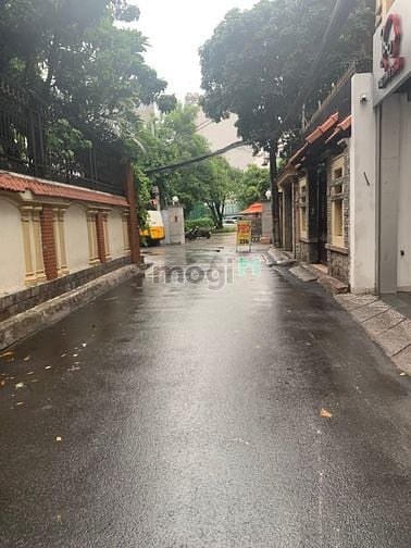 Hình ảnh Chính chủ cho thuê CHDV  full nội thất cao cấp ngay sát sân bay