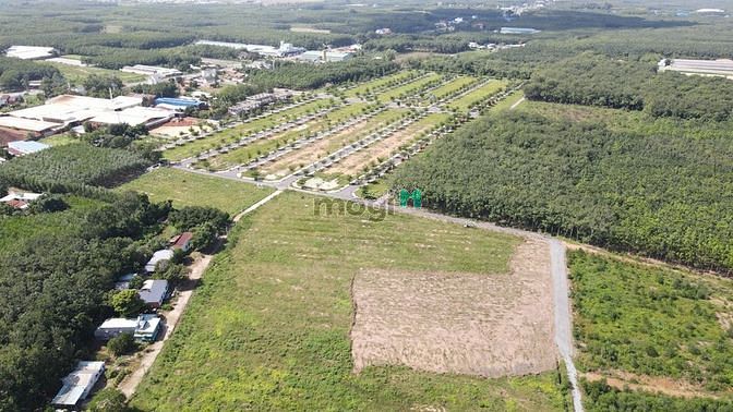 Hình ảnh Duy nhất 1 nền Chánh Phú Hoà 200tr