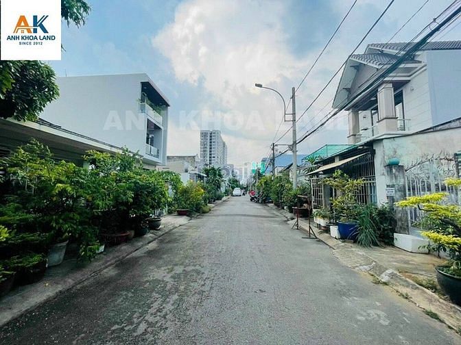 Hình ảnh Bán Đất Mặt Tiền Nở Hậu 10M - Chợ Thủ Đức - 150M - ngang 6m - chỉ 9 tỷ