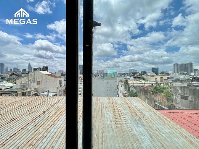 Hình ảnh CHDV Nguyễn Trãi Quận 1 full nội thất cửa sổ