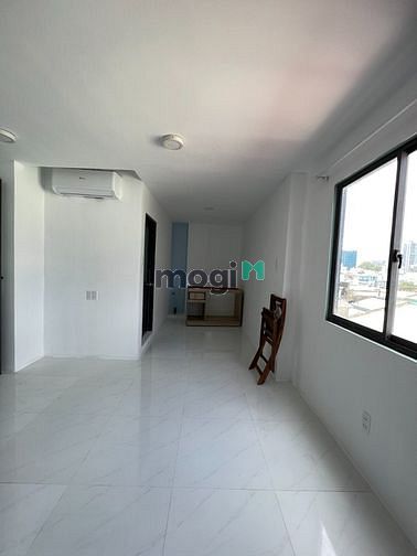 Hình ảnh CHDV Nguyễn Trãi Quận 1 full nội thất cửa sổ