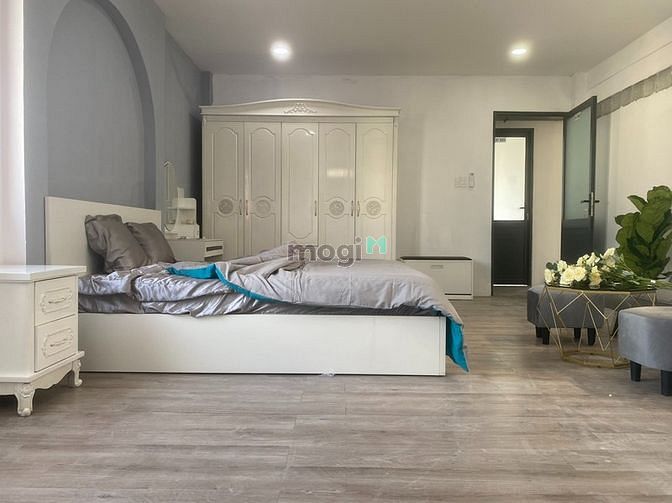 Hình ảnh CHDV Nguyễn Trãi Quận 1 full nội thất cửa sổ