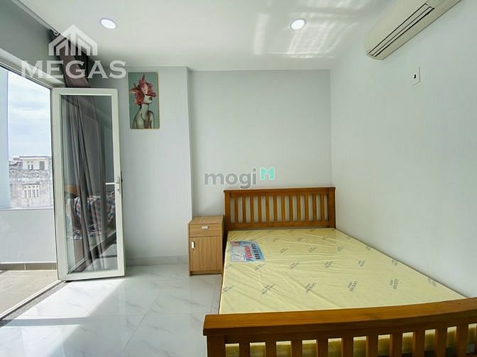 Hình ảnh Trống phòng ban công - Bếp riêng - ngay Đại Học Văn Lang