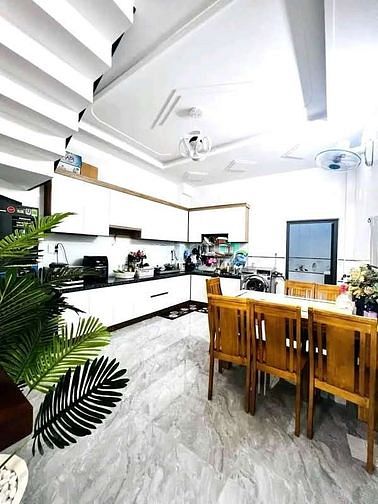 Hình ảnh TÌM ĐÂU RA CĂN RẺ HƠN Lê Thị Riêng Q1 56m2 3,7 tỷ SHR