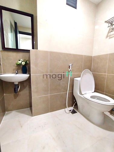 Hình ảnh CHDV Full Nội Thất Gần Đh Y Dược Có Thang Máy - HF