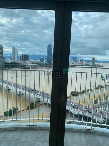 Hình ảnh cho thuê Trang Chủ MB66.COM / Đăng Ký Tặng 66K azura tầng trung , view vịnh hoàng hôn , 2PN