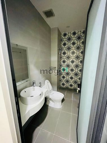 Hình ảnh Cho thuê nhà 18/24 Trần Quang Diệu, phường 14, Quận 3.