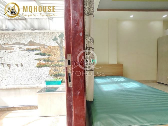 Hình ảnh Cho thuê studio ban công bếp riêng với phòng ngủ