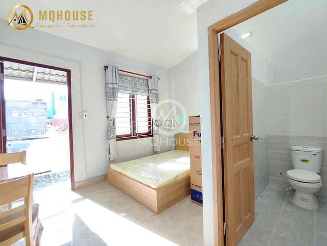 Hình ảnh Cho thuê studio ban công bếp riêng với phòng ngủ