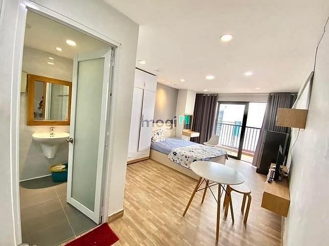 Hình ảnh Cho thuê 1 phòng Studio full nội thất đi bộ đến Greenwich Cộng Hòa