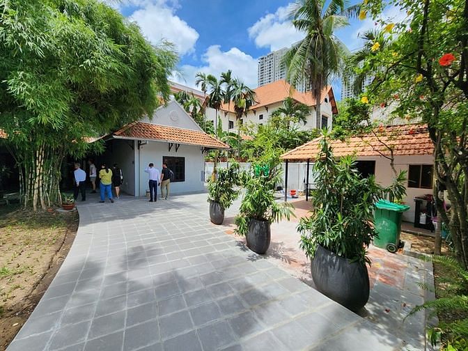 Hình ảnh NGUYÊN CĂN 2 tầng, 1000m2 THỔ CƯ! tại THẢO ĐIỀN giá 200tr, có sân vườn