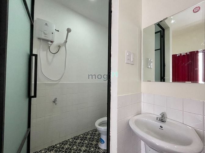 Hình ảnh Studio Full Nội Thất Ban Công Siêu Thoáng Mặt Tiền, Gần Phố đi bộ,...