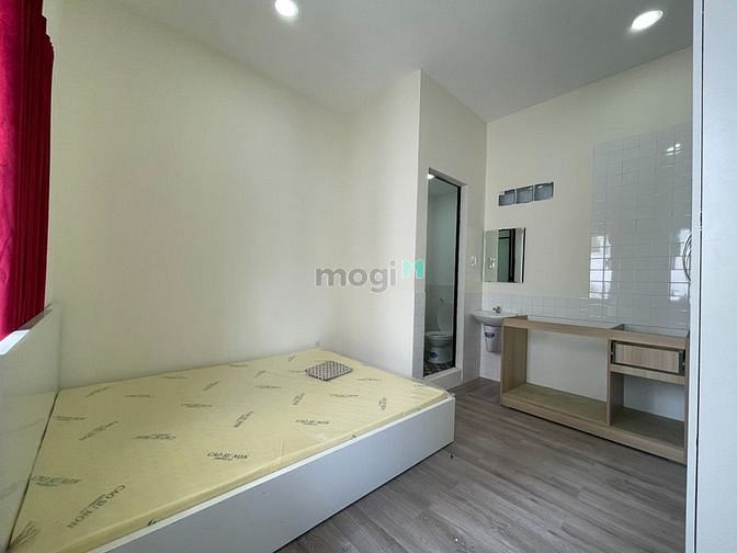 Hình ảnh Studio Full Nội Thất Ban Công Siêu Thoáng Mặt Tiền, Gần Phố đi bộ,...