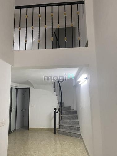 Hình ảnh Cho thuê nhà mới xây Núi trúc 4 tầng ở, kinh doanh, quán Bar nhỏ