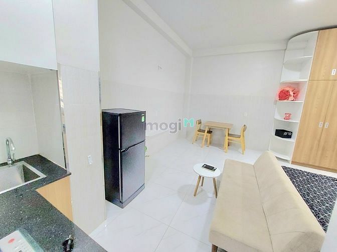 Hình ảnh CHDV Ngay Nguyễn Văn Cừ- Đh Y Dược - Thang Máy Bảo Vệ Siêu Đẹp- HF