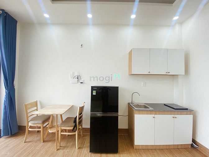 Hình ảnh Cho thuê 2PN 70m2 full nội thất ban công Tôn Đản Q4