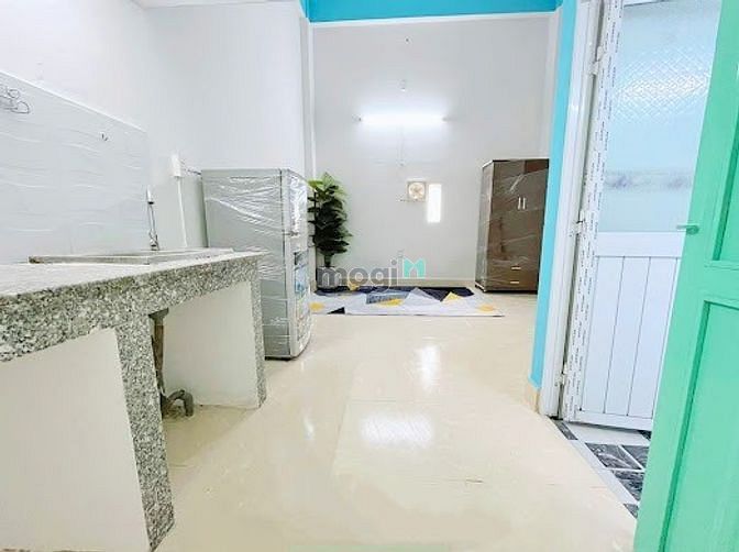 Hình ảnh Phòng trọ gác cao - sẵn nội thất - có thang máy