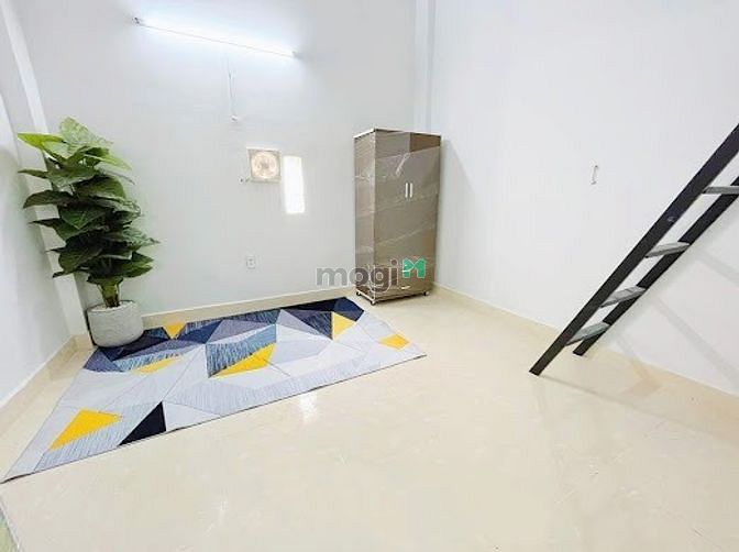 Hình ảnh Phòng trọ gác cao - sẵn nội thất - có thang máy
