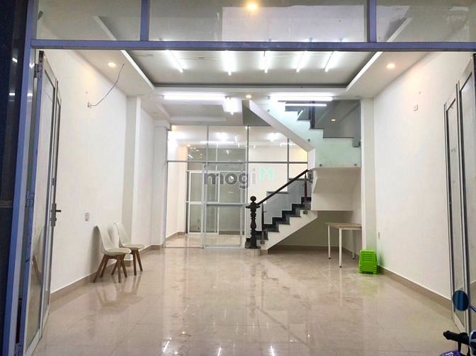 Hình ảnh Cho thuê nhà 258 Cách Mạng Tháng 8, Phường 10, Quận 3