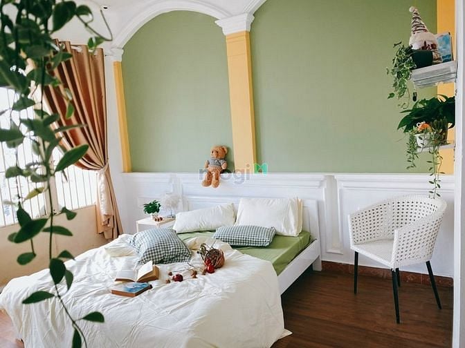 Hình ảnh Cho thuê CHDV 2PN bancon cửa sổ lớn full nội thất Hoàng Diệu Q4