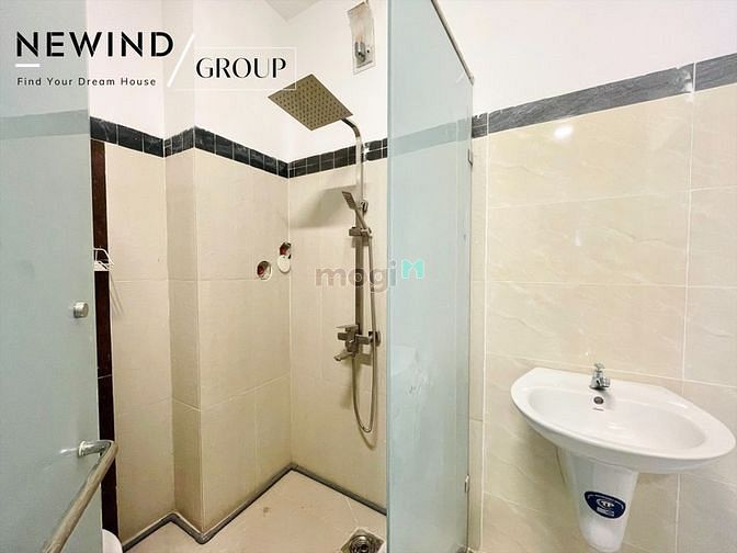 Hình ảnh Cho thuê CHDV 2PN diện tích 60m2 có bancol gần KCX, Q1, Q4, Lotte,...