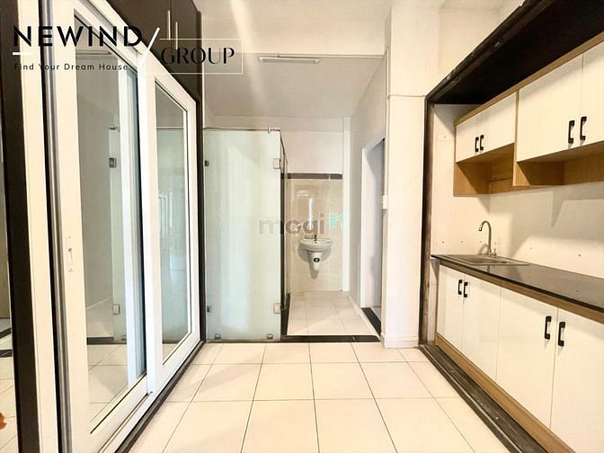 Hình ảnh Cho thuê CHDV 2PN diện tích 60m2 có bancol gần KCX, Q1, Q4, Lotte,...