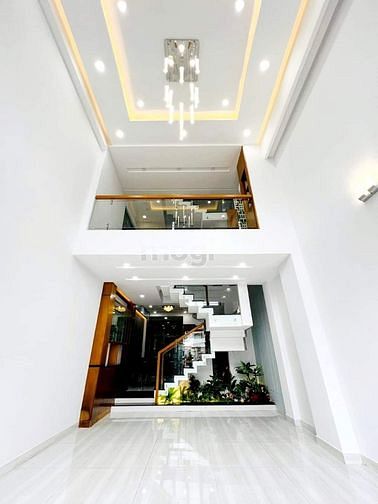 Hình ảnh TRỜI ĐẤT ƠI Nhà Trần Nhân Tôn Q10 57m2 Chỉ 2.5 tỷ SHR