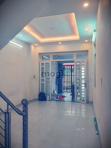 Hình ảnh Cho thuê nhà gần ngã tư Thủ đức