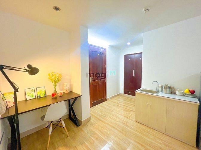 Hình ảnh Căn Hộ Cao Cấp Full NT Ngay Hoàng Văn Thụ - Đối diện vincom
