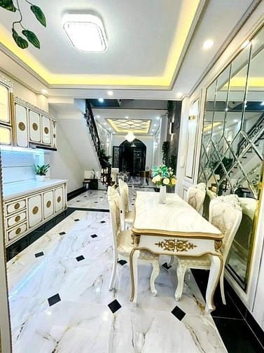 Hình ảnh Siêu Phẩm Nhà Đẹp Khu Tên Lửa - Tặng Hết Nội Thất Cao Cấp Xin Xò