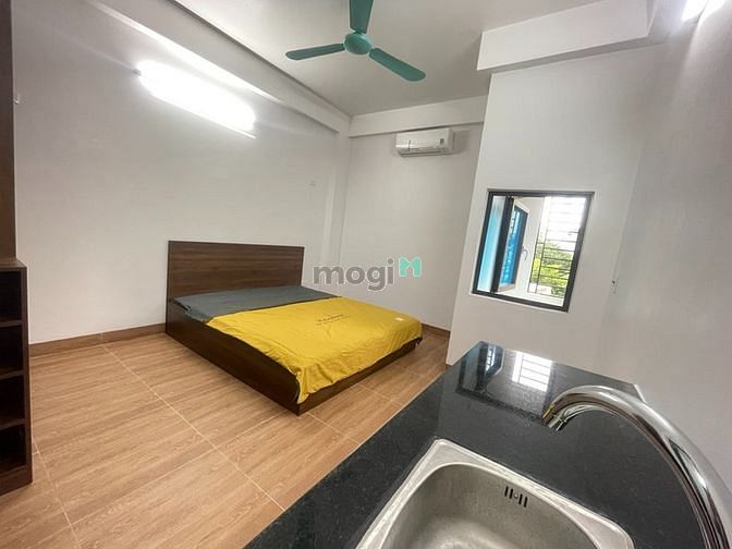 Hình ảnh Cho thuê phòng có thang máy cách cổng phụ 500m