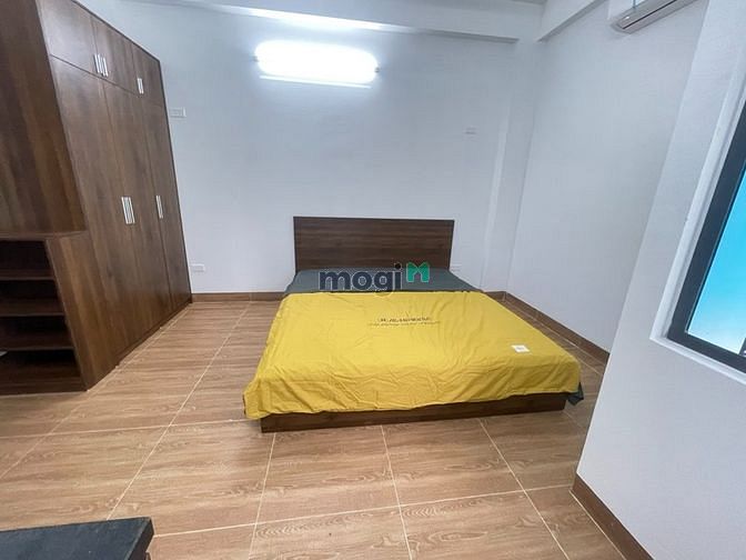 Hình ảnh Cho thuê phòng có thang máy cách cổng phụ 500m