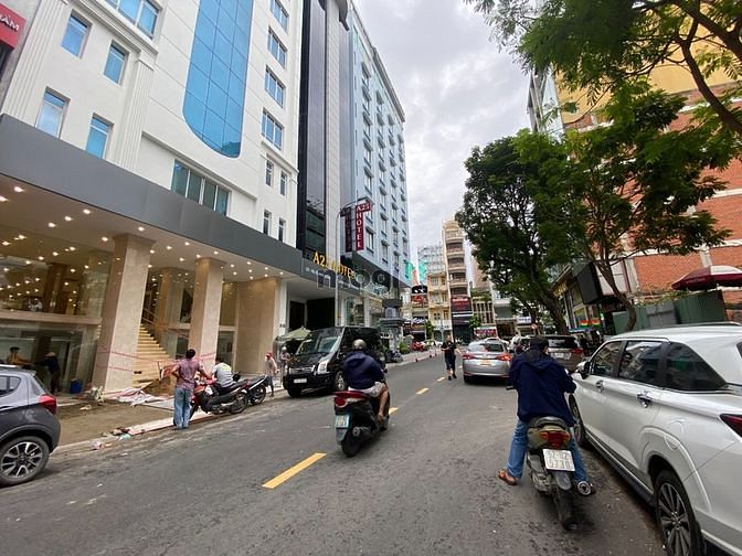 Hình ảnh Cho thuê nhà MT trung tâm Quận 1