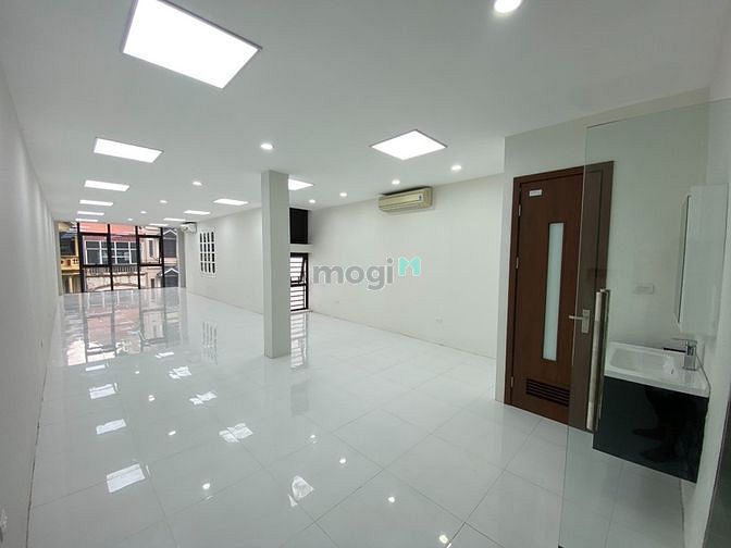 Hình ảnh Cho thuê nhà mới mặt phố thụy khuê 4 tầng