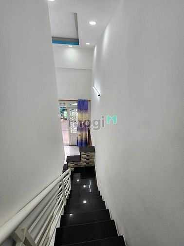 Hình ảnh NHÀ MỚI 100% Ở LIỀN, đẹp long lanh