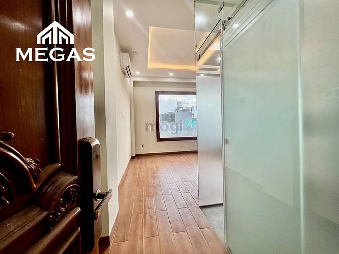 Hình ảnh Cho Thuê Căn Hộ Duplex View Kính Full Nội Thất Ngay Quang Trung.