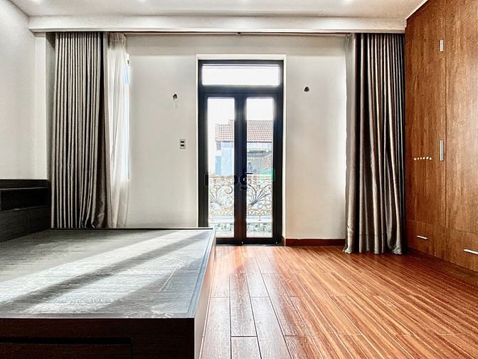 Hình ảnh Cho Thuê Căn Hộ Duplex View Kính Full Nội Thất Ngay Quang Trung.