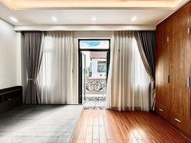 Hình ảnh Cho Thuê Căn Hộ Duplex View Kính Full Nội Thất Ngay Quang Trung.
