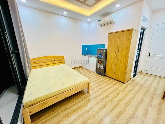 Hình ảnh CHDV Hoàng Hoa Thám ban công 25m2 full NT thoáng mát nhà mới