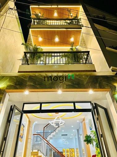 Hình ảnh Thanh lí gấp căn nhà 45.1m2 ở đường Cao Thắng - Phú Nhuận. Sổ riêng