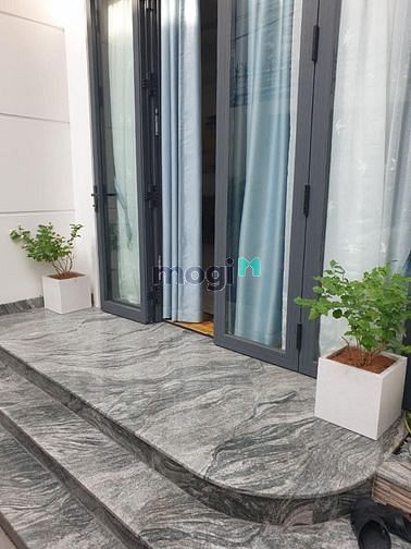Hình ảnh Cho thuê nhà hẻm 490/33 Lê văn sỹ, phường 14, quận 3.