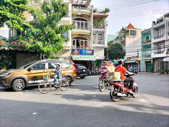 Hình ảnh Tân Bình, Phan Sào Nam, Nhà 2 tầng, Hẻm 5m, KV 4x13m, Chỉ 7 tỷ
