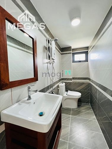 Hình ảnh Phòng cho thuê duplex vs studio full nội có ban công ngay Lê Trọng Tấn