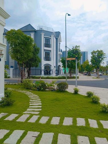 Hình ảnh ĐẠI LỘ DANH VỌNG THUỘC VINHOMES GRAND PARK💝 - 346 m2 đất hoàn thiện
